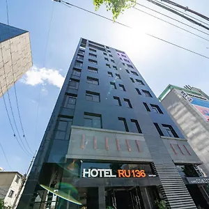 호텔 루136